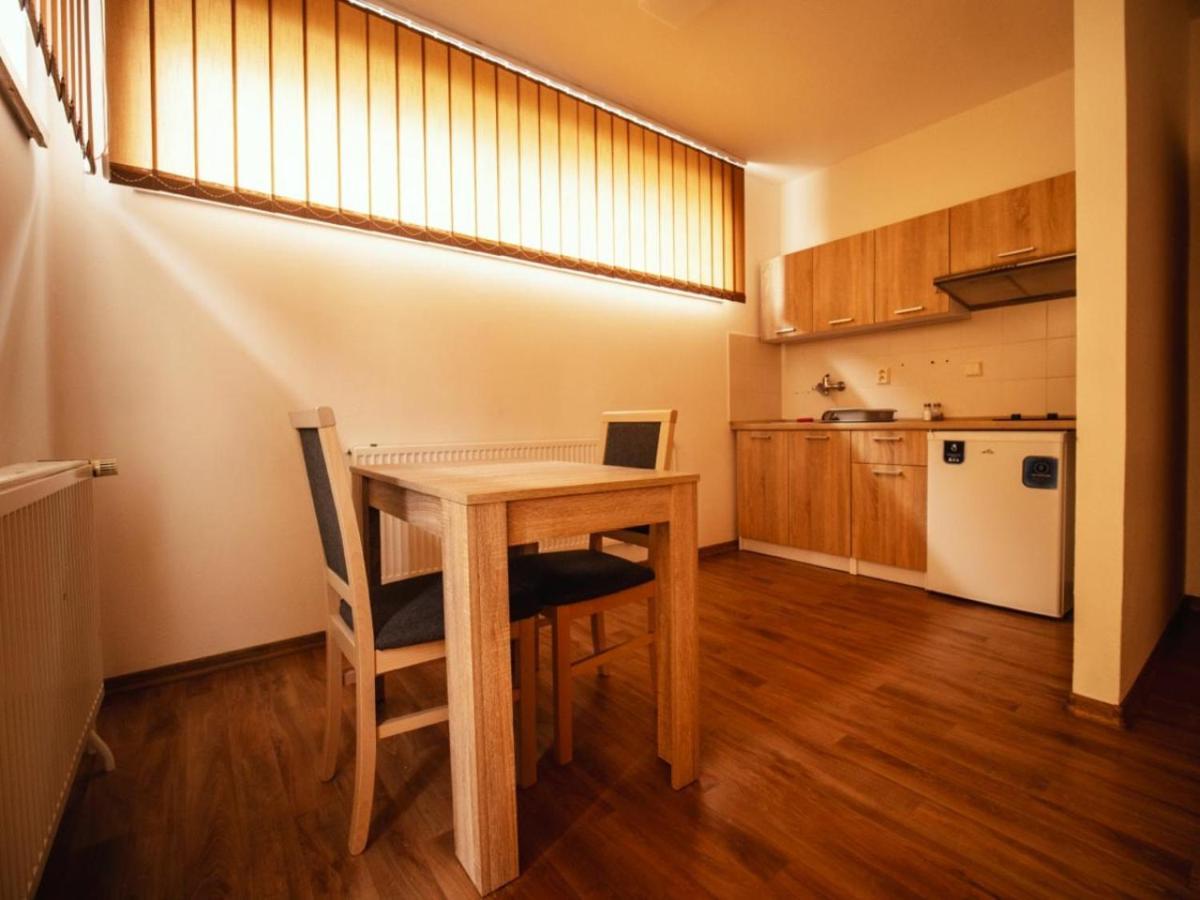 Aparthotel Pyramida Broumov Esterno foto